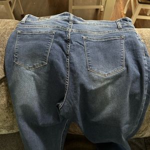 Women’s Fashion Nova 2x jeans